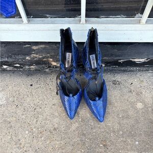 Steve Madden Vibrant Blue Snakeskin Heels